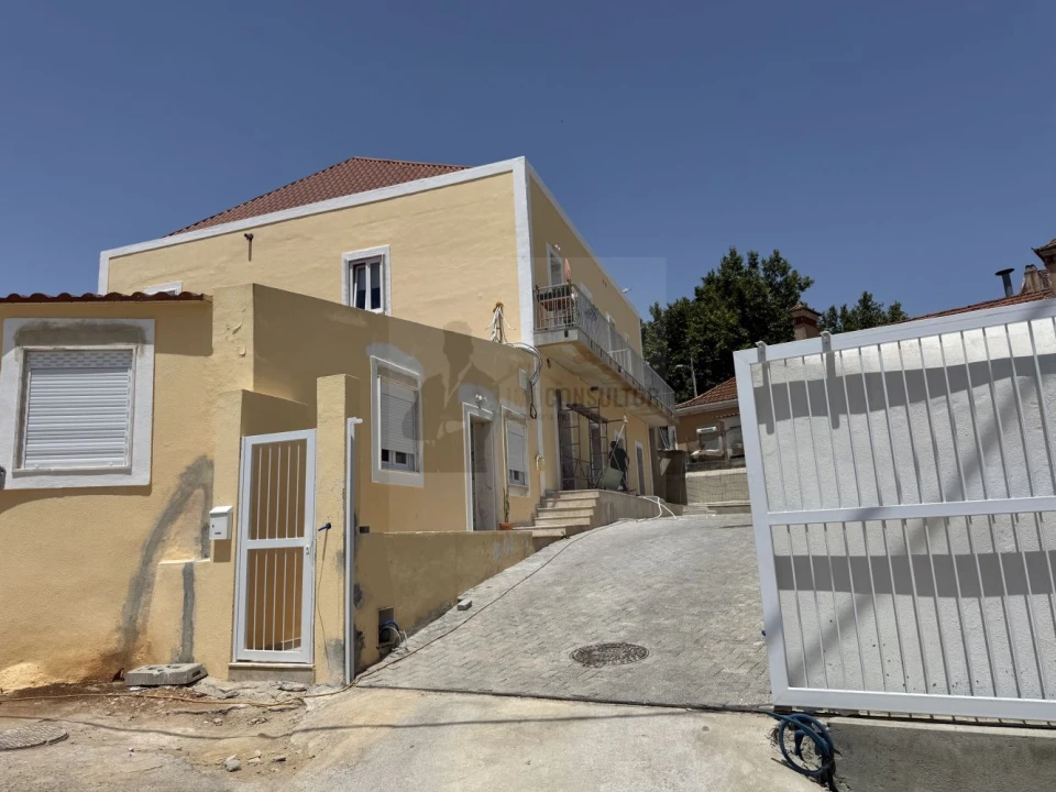 Apartamento T1 para Venda em Agualva e Mira-Sintra Foto 39
