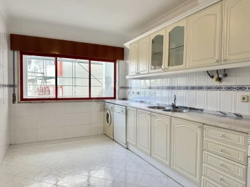 Apartamento T2 para Venda em Algueirão-Mem Martins