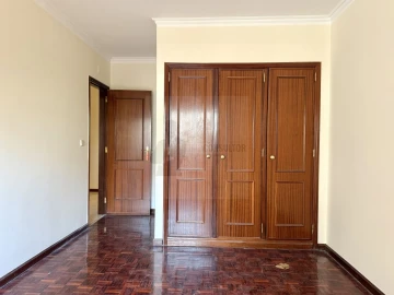 Apartamento T2 para Venda em Algueirão-Mem Martins