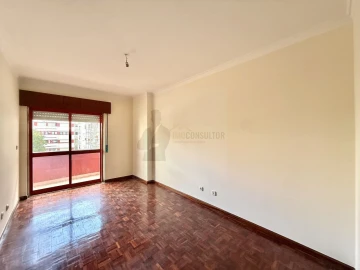 Apartamento T2 para Venda em Algueirão-Mem Martins