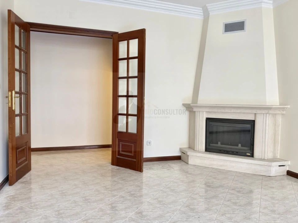 Apartamento T2 para Venda em Algueirão-Mem Martins Foto 7