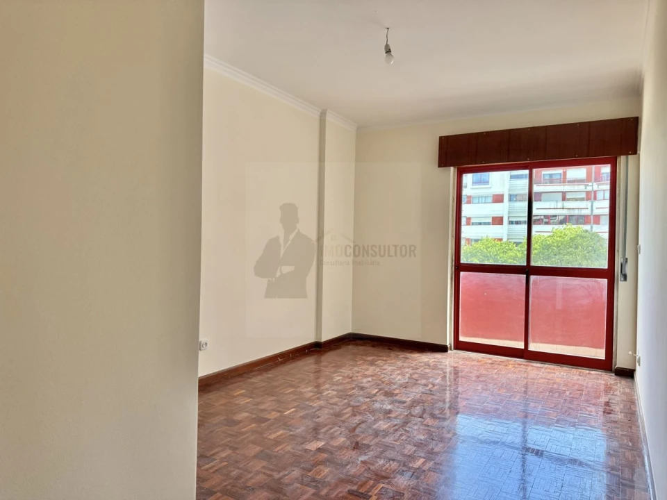 Apartamento T2 para Venda em Algueirão-Mem Martins Foto 19