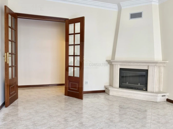 Apartamento T2 para Venda em Algueirão-Mem Martins Foto 7