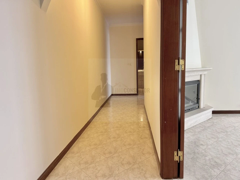 Apartamento T2 para Venda em Algueirão-Mem Martins Foto 21