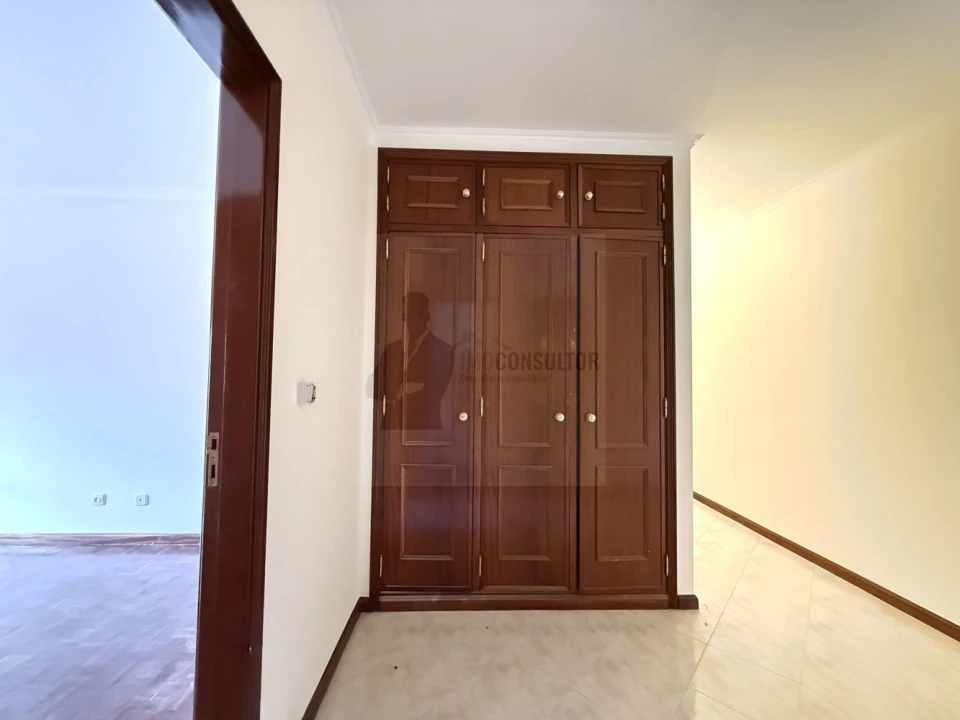Apartamento T2 para Venda em Algueirão-Mem Martins Foto 8