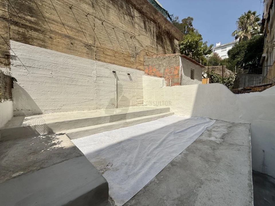 Apartamento T2 para Venda em Sacavém e Prior Velho Foto 5