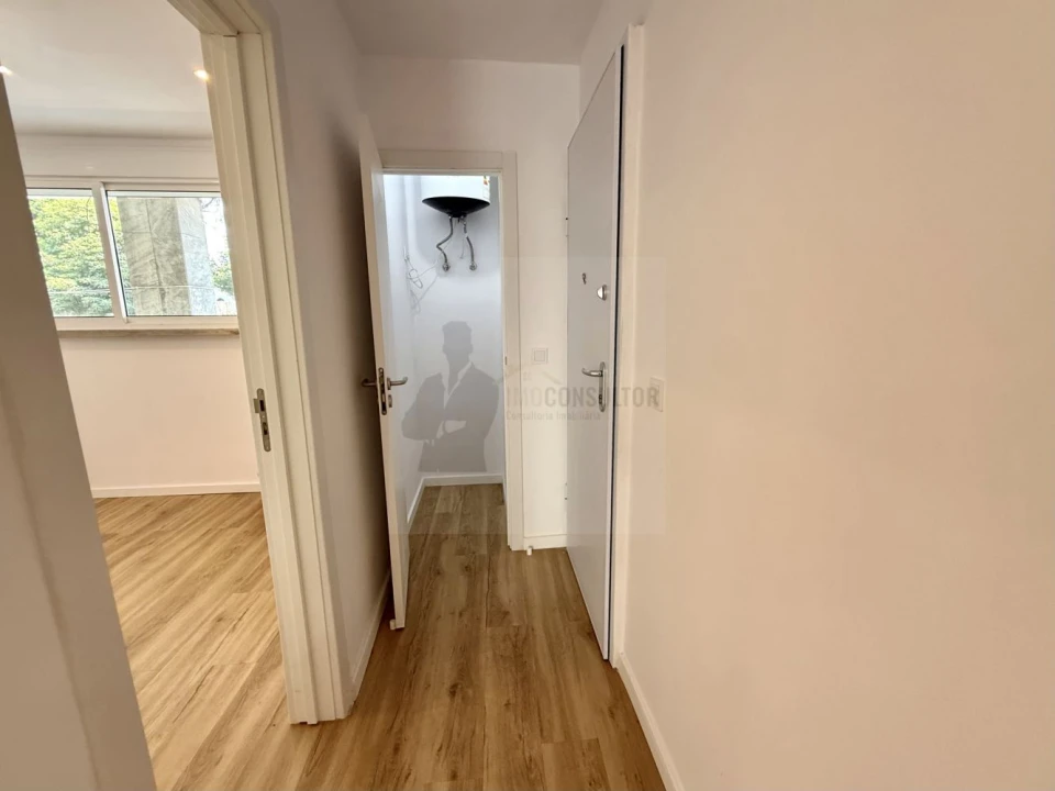 Apartamento T2 para Venda em Sacavém e Prior Velho Foto 20