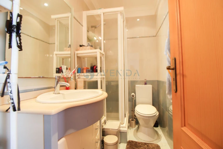 Apartamento T4 para Venda em Samouco Foto 16