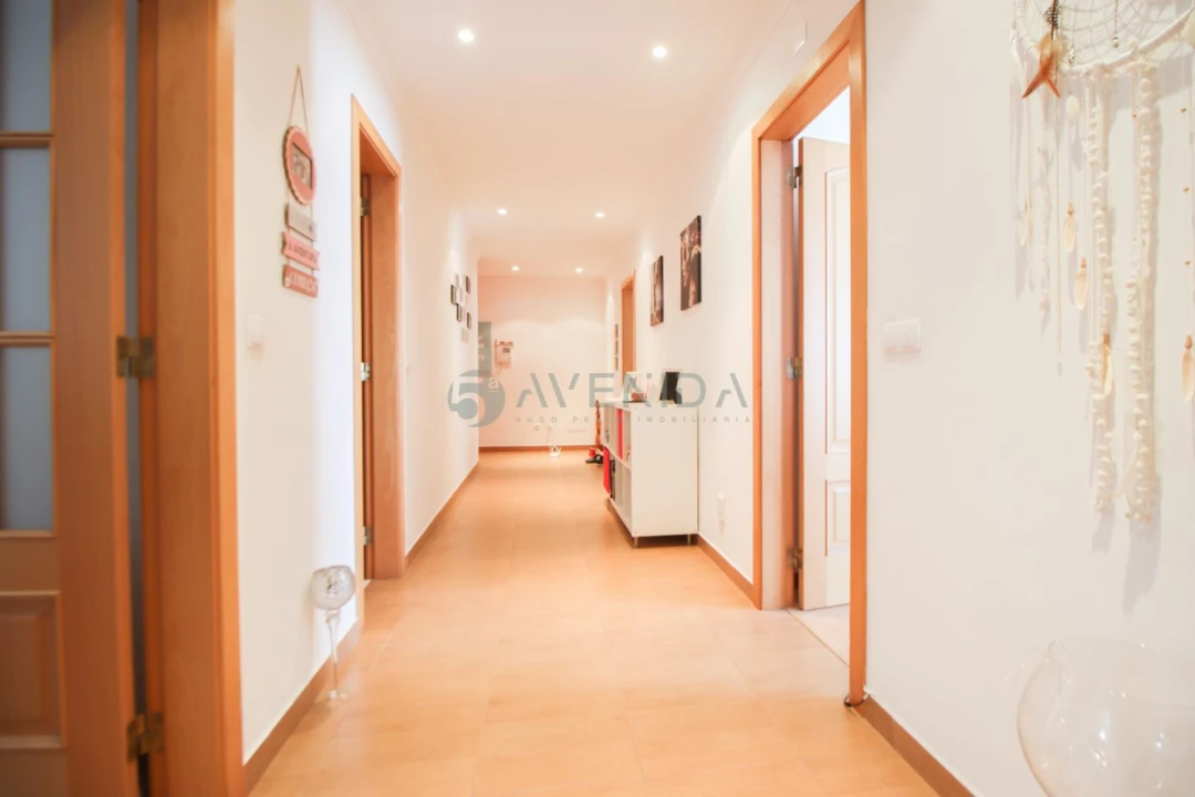 Apartamento T4 para Venda em Samouco Foto 12