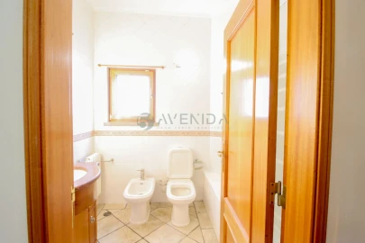 Moradia T3 para Venda em Sesimbra (Castelo)