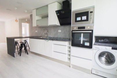 Apartamento T2 para Venda em Benfica