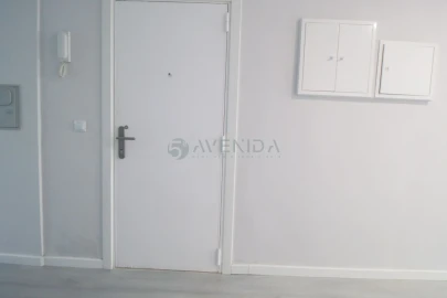 Apartamento T2 para Venda em Benfica
