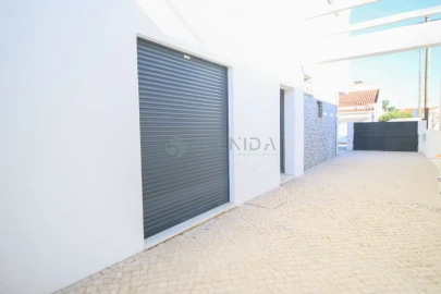 Moradia T3 para Venda em Fernao Ferro