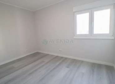 Apartamento T3 para Venda em Laranjeiro e Feijó