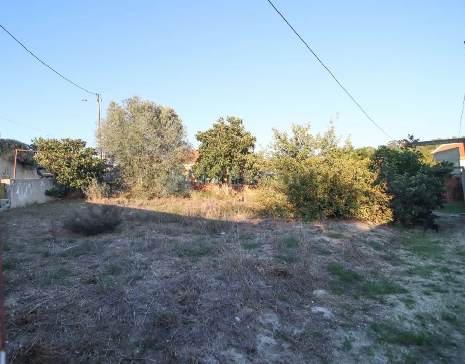 Terreno para Venda em Alto do Seixalinho, Santo André e Verderena Foto 1