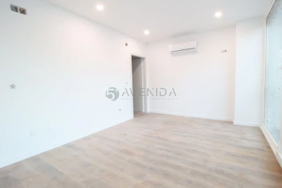 Apartamento T4 para Venda em Alto do Seixalinho, Santo André e Verderena