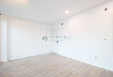 Apartamento T4 para Venda em Alto do Seixalinho, Santo André e Verderena