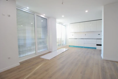 Apartamento T4 para Venda em Alto do Seixalinho, Santo André e Verderena