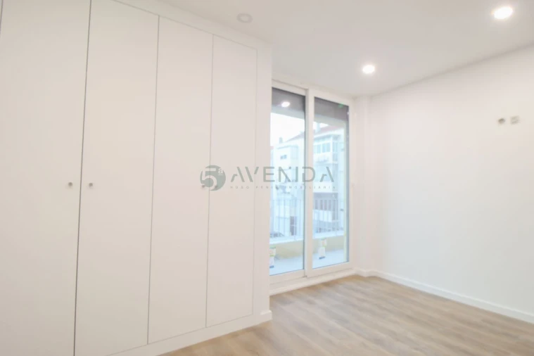 Apartamento T4 para Venda em Alto do Seixalinho, Santo André e Verderena Foto 23
