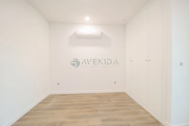 Apartamento T4 para Venda em Alto do Seixalinho, Santo André e Verderena Foto 22