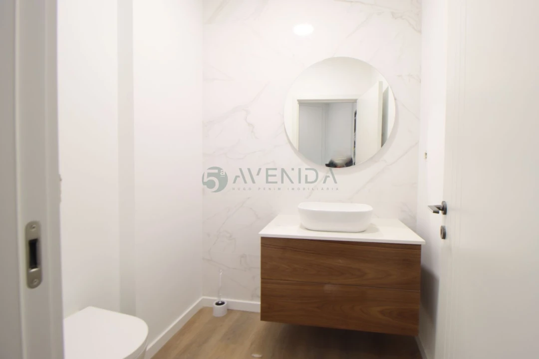Apartamento T4 para Venda em Alto do Seixalinho, Santo André e Verderena Foto 25