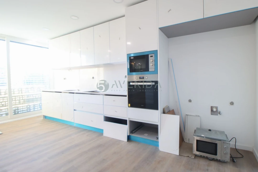 Apartamento T4 para Venda em Alto do Seixalinho, Santo André e Verderena Foto 4