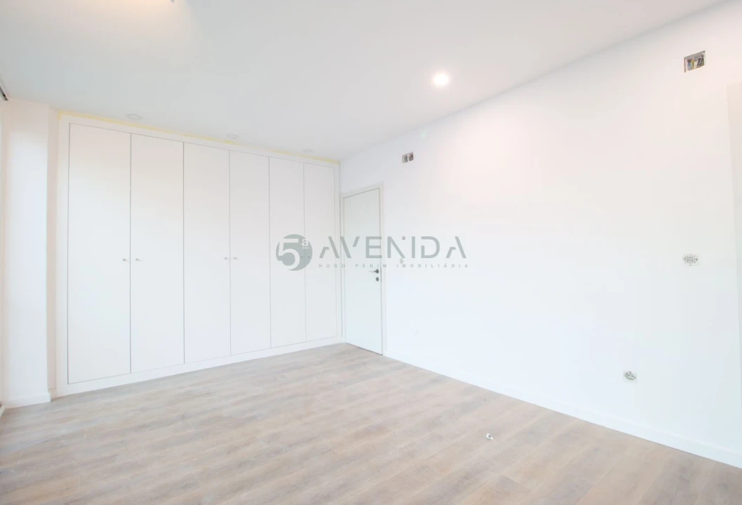 Apartamento T4 para Venda em Alto do Seixalinho, Santo André e Verderena Foto 12