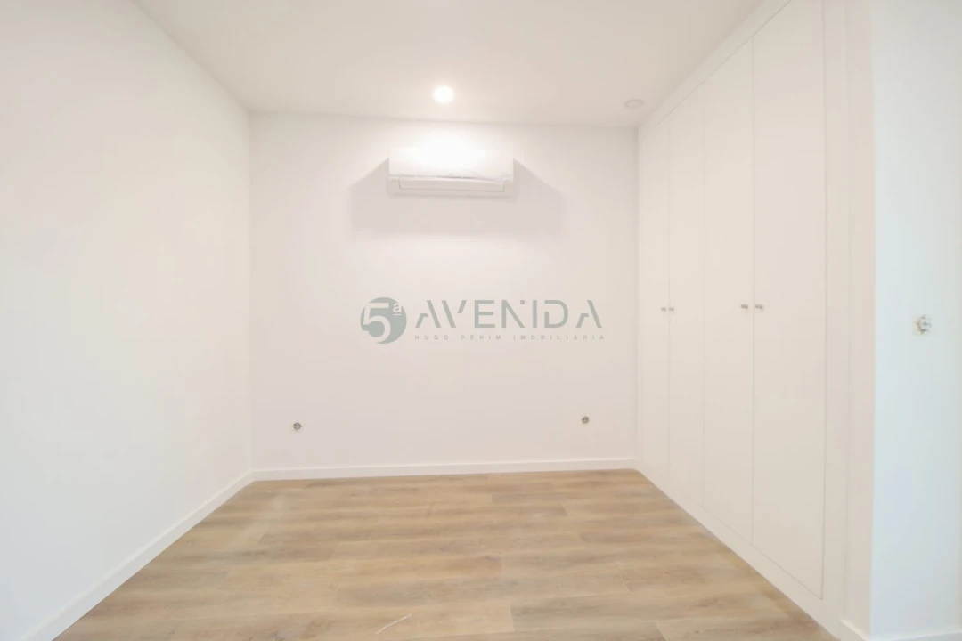 Apartamento T4 para Venda em Alto do Seixalinho, Santo André e Verderena Foto 22