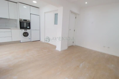 Apartamento T2 para Venda em Venteira