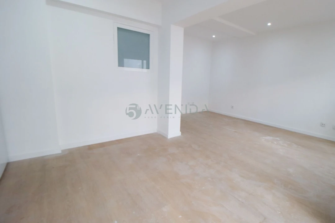 Apartamento T2 para Venda em Venteira Foto 10