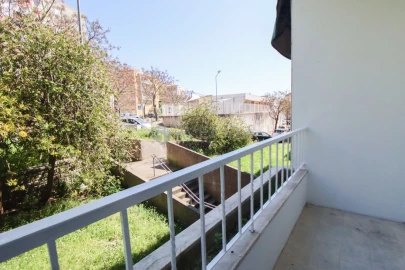 Apartamento T3 para Venda em Falagueira-Venda Nova