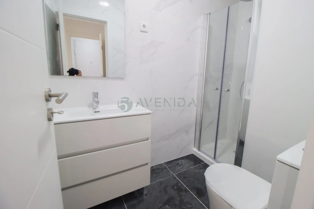 Apartamento T3 para Venda em Falagueira-Venda Nova Foto 9