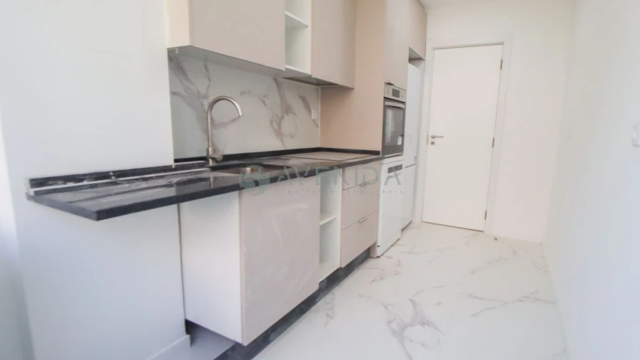 Apartamento T3 para Venda em Falagueira-Venda Nova