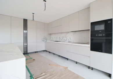 Moradia T5 para Venda em Alhos Vedros