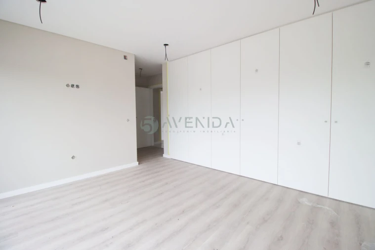 Moradia T5 para Venda em Alhos Vedros Foto 11