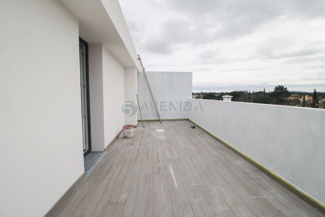 Moradia T5 para Venda em Alhos Vedros Foto 21