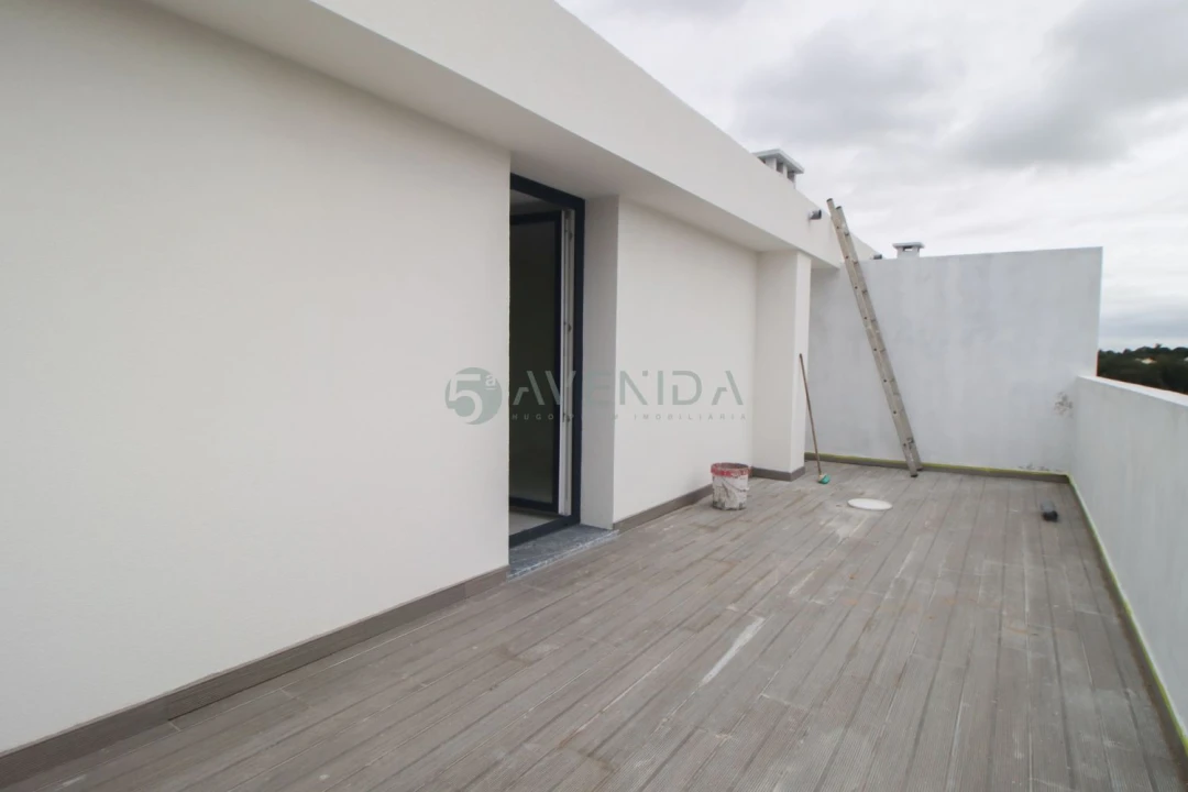 Moradia T5 para Venda em Alhos Vedros Foto 22