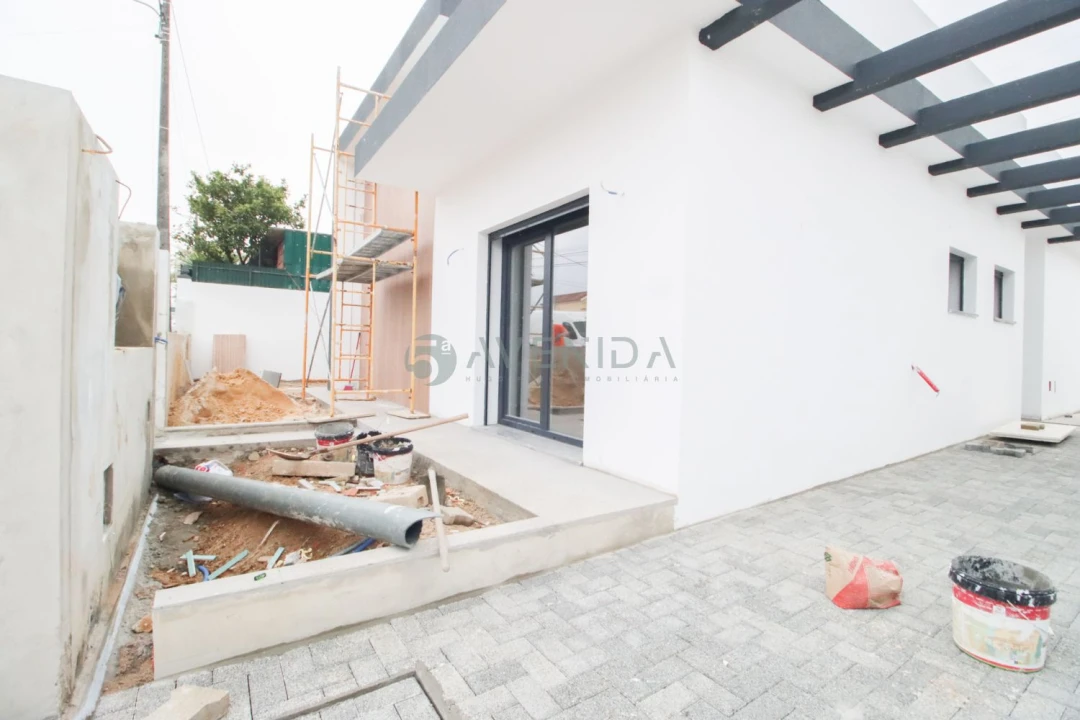 Moradia T3 para Venda em Fernao Ferro Foto 5