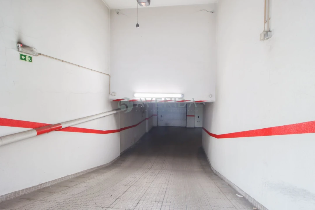 Garagem para Venda em Baixa da Banheira e Vale da Amoreira Foto 6