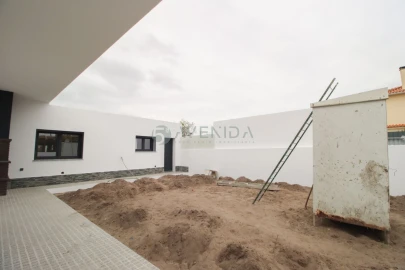 Moradia T3 para Venda em Fernao Ferro
