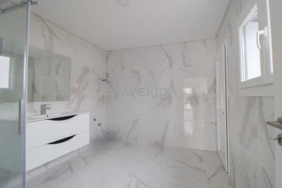 Moradia T3 para Venda em Fernao Ferro