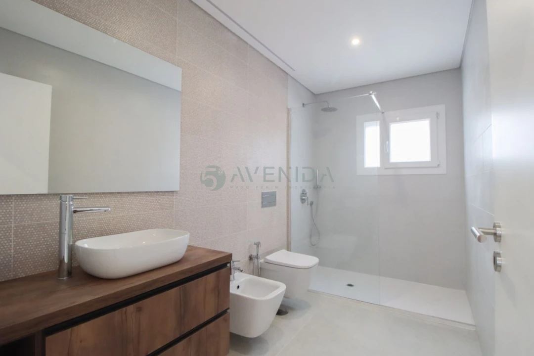 Moradia T3 para Venda em Fernao Ferro Foto 22