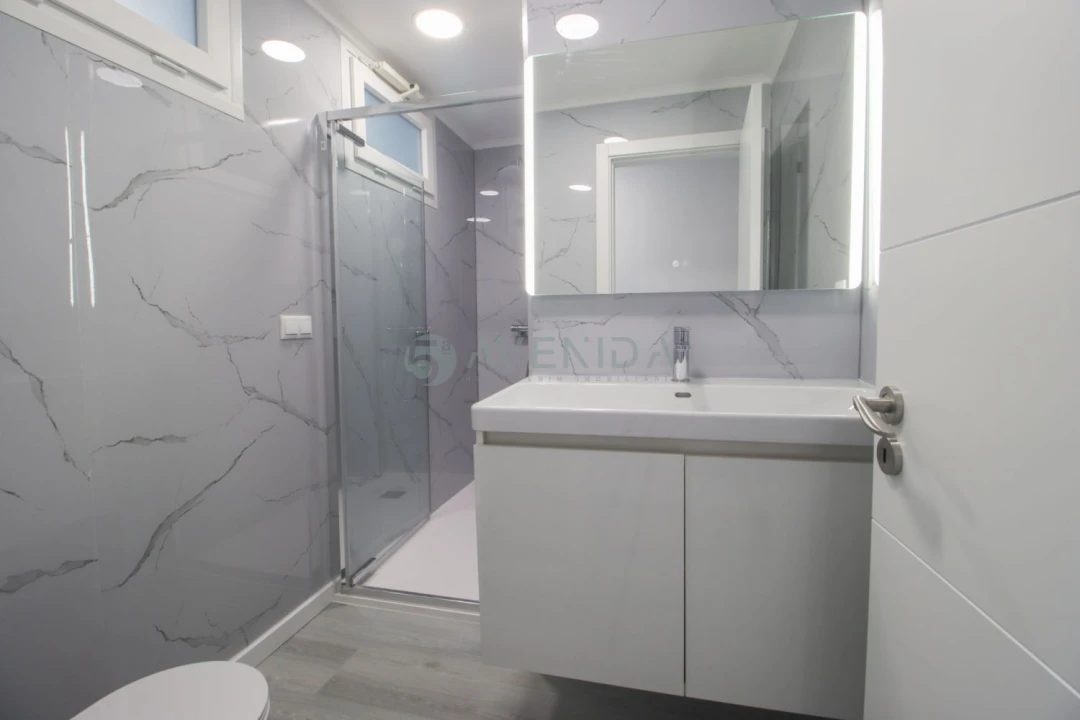 Apartamento T2 para Venda em Oeiras e São Julião da Barra, Paço de Arcos e Caxias Foto 12