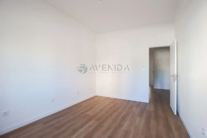 Apartamento T2 para Venda em Alto do Seixalinho, Santo André e Verderena