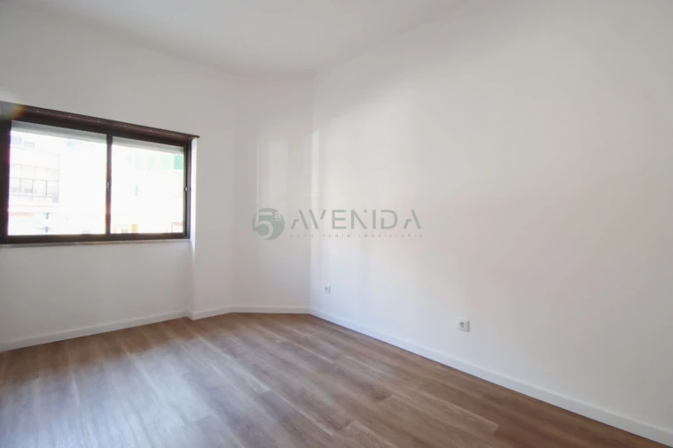 Apartamento T2 para Venda em Alto do Seixalinho, Santo André e Verderena Foto 14