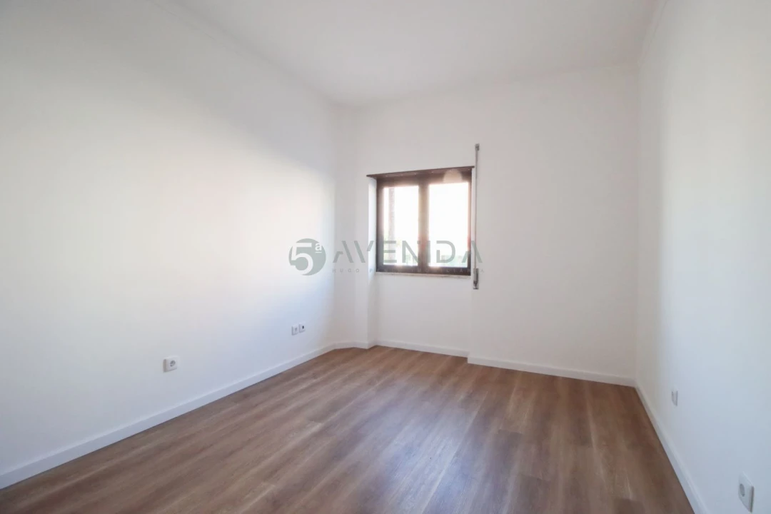 Apartamento T2 para Venda em Alto do Seixalinho, Santo André e Verderena Foto 9