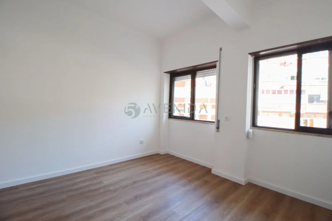 Apartamento T2 para Venda em Alto do Seixalinho, Santo André e Verderena Foto 17