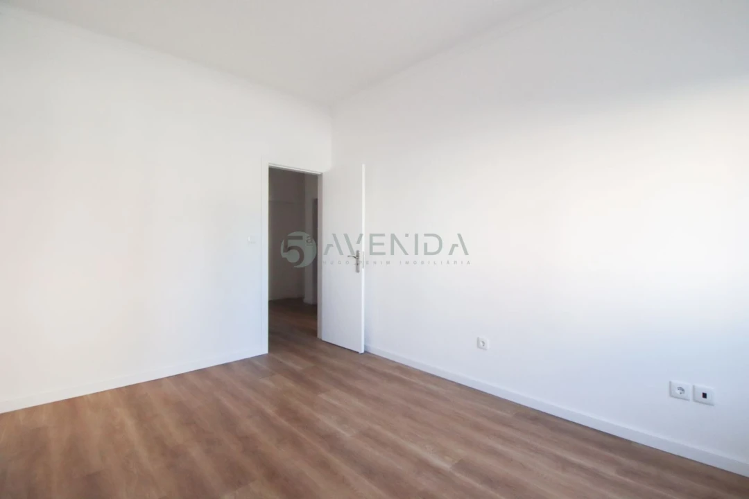 Apartamento T2 para Venda em Alto do Seixalinho, Santo André e Verderena Foto 10