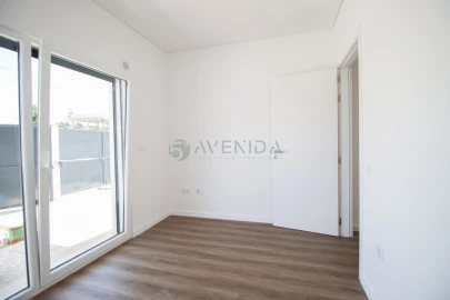 Moradia T3 para Venda em Fernao Ferro