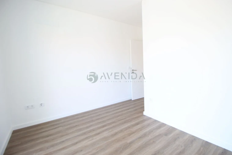 Moradia T3 para Venda em Fernao Ferro Foto 22